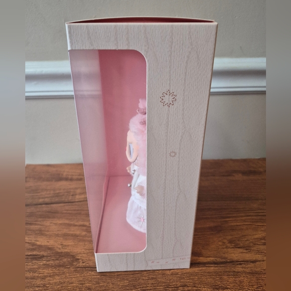 NWT Fall Into Sweaters Mokoko Plush Pendant - Picture 3 of 6